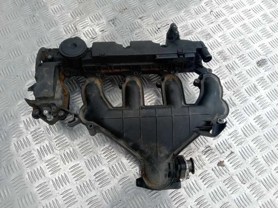 Kolekto ssący pokrywa zaworów citroen peugeot Ford Volvo 2.0