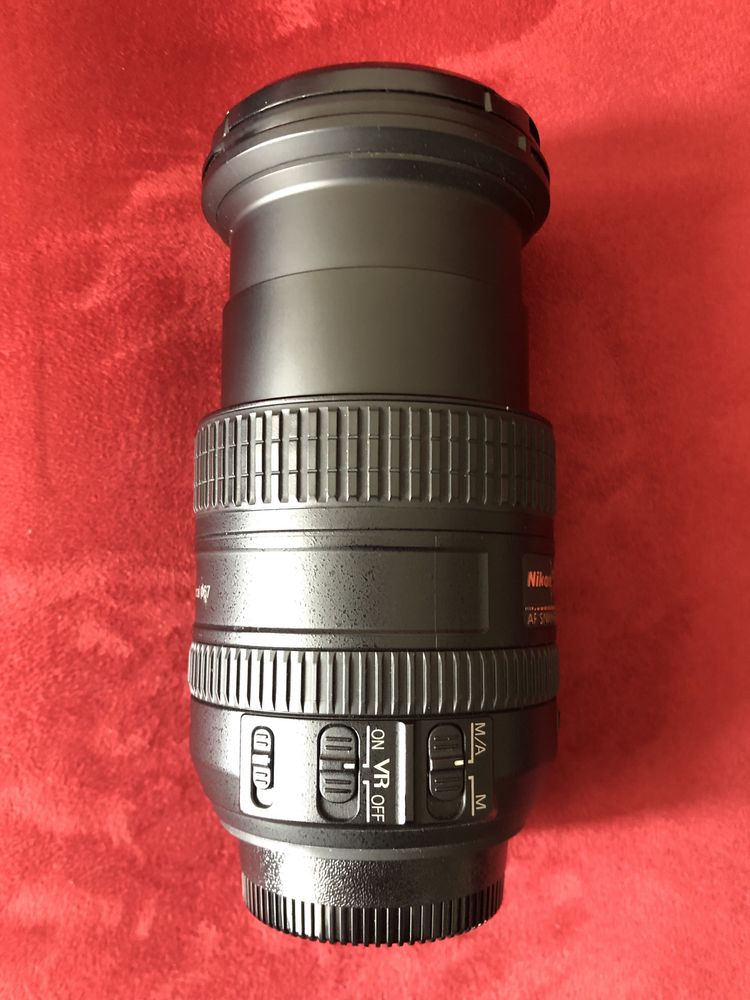 Nikon Nikkor zoom 16-85