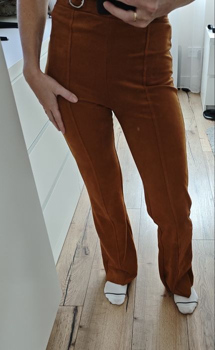 Spodnie dzwony Bershka r.S