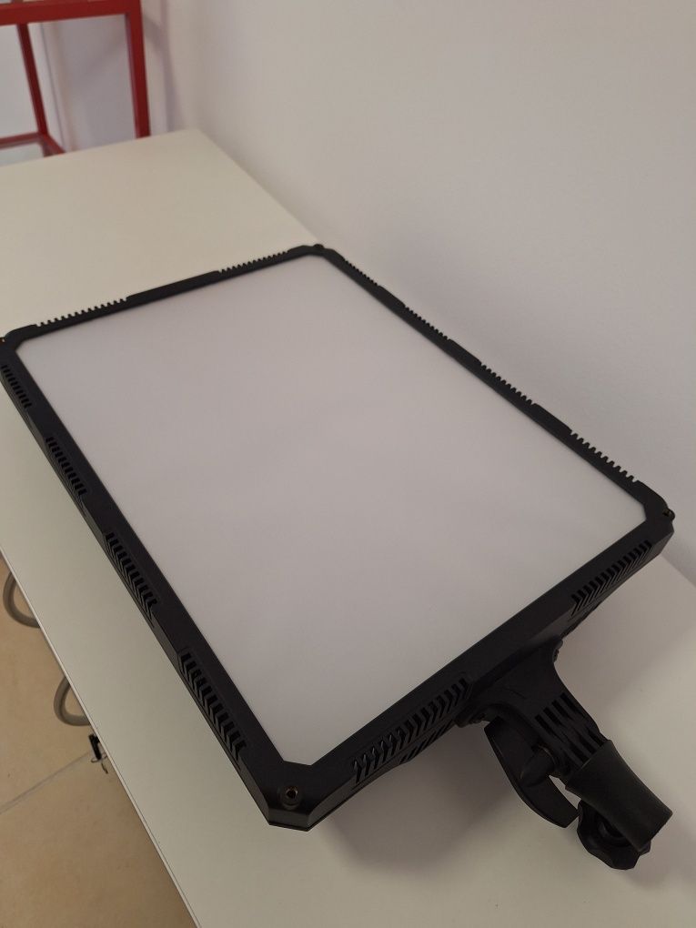 Nanlite compac 68B