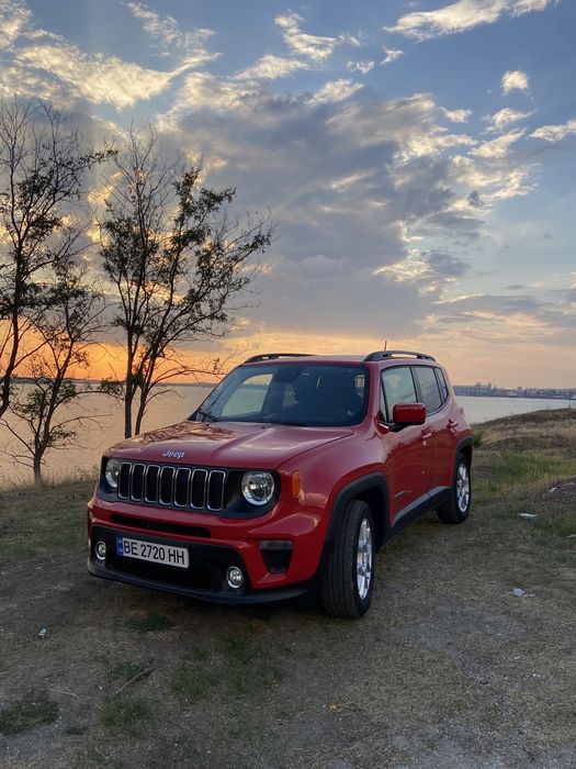 Продаю Jeep renegate в отличном состоянии