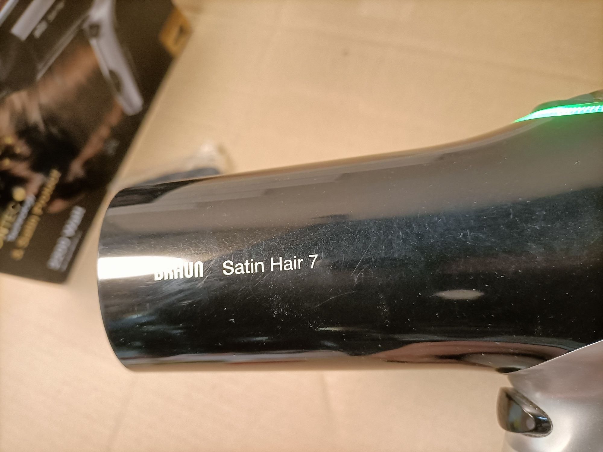 Suszarka do włosów Braun satin hair 7