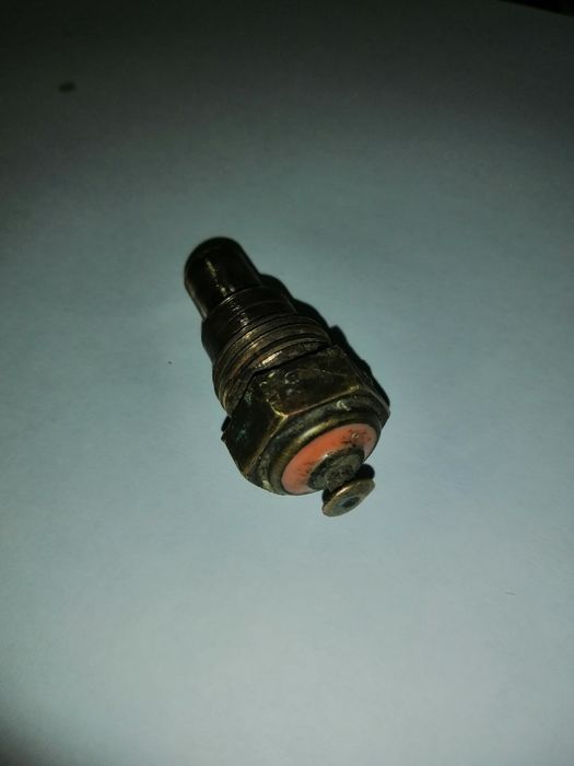 Исузу Миди датчик температуры