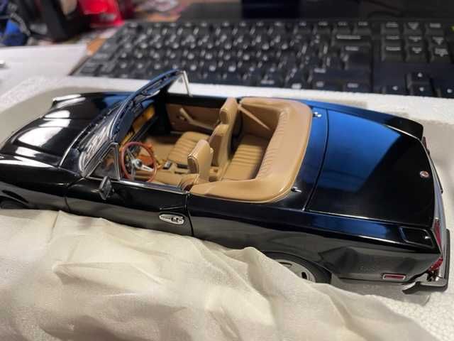 1/18 Fiat 124 Spider AutoArt