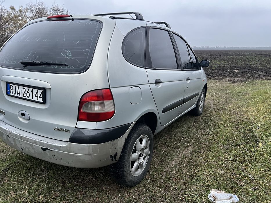 Рено сценік 1. 2001р. 1,6 бензин