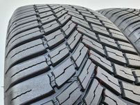 2x Opony całoroczne 225/60/18 BRIDGESTONE WeatherControl A005 - 104V
