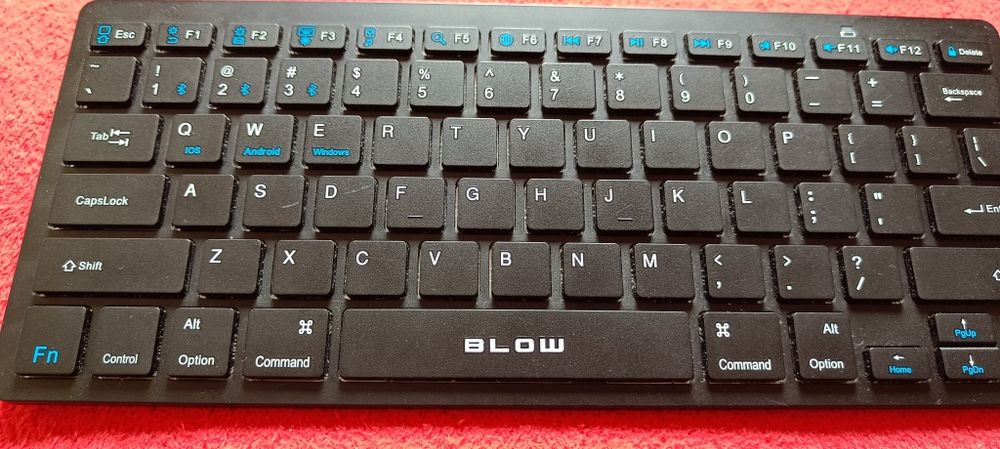Klawiatura bezprzewodowa. Do tv, tel, tableta, pc.