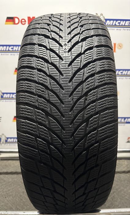 215/55/17 Nokian