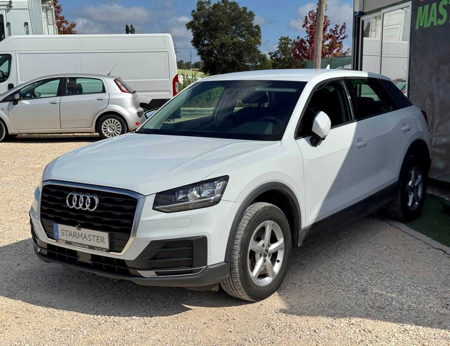 Audi Q2 1.6 TDi- Garantia Incluída