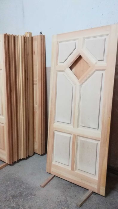 Drzwi zewnętrzne ocieplane masywne i solidne wewnętrzne