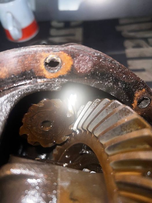 Редуктор заднього моста на ваз 2101-2107 в гарному стані