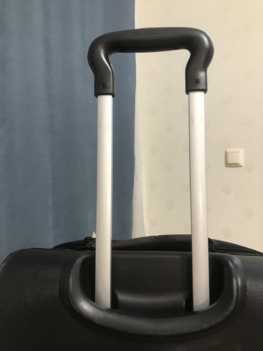 Сумка FUL дорожня на колесах.