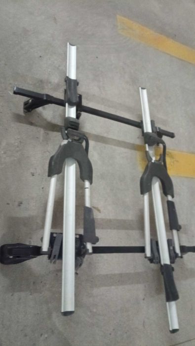 Barras de tejadilho com suportes