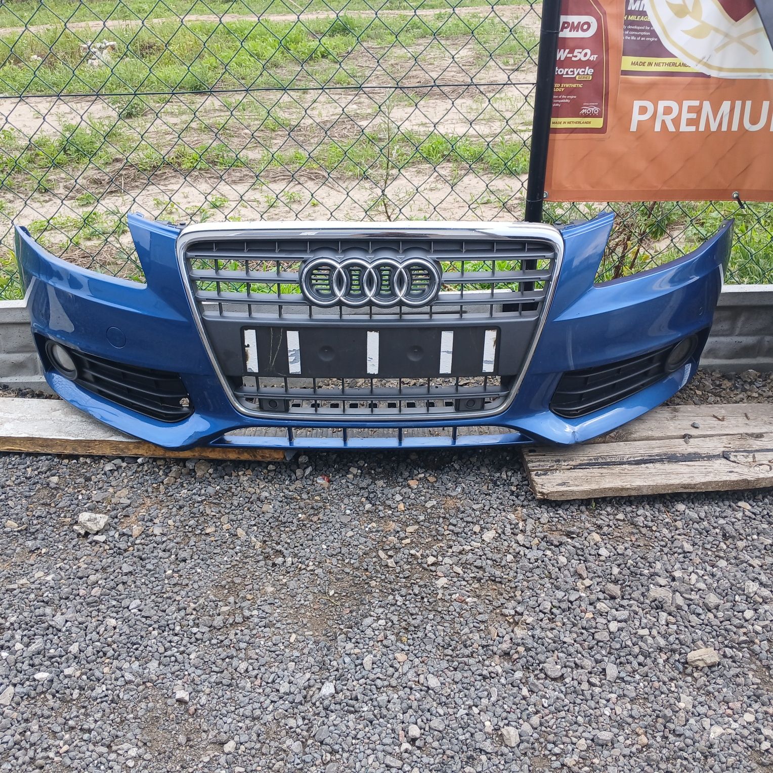 Zderzak przedni Audi a4 b8