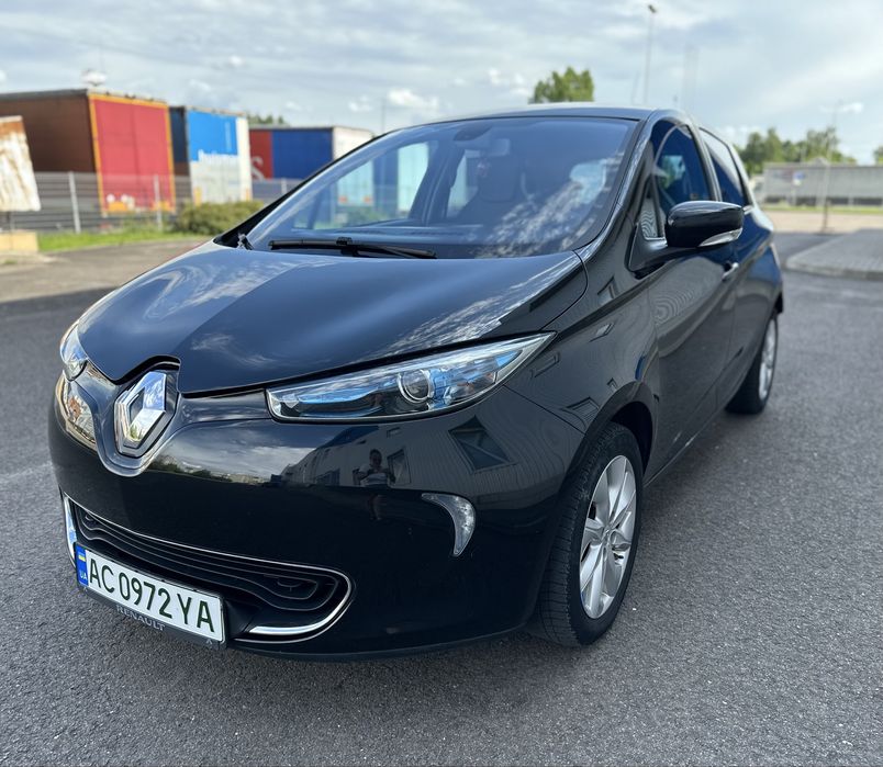 Renault Zoe 2015 рік електромобіль