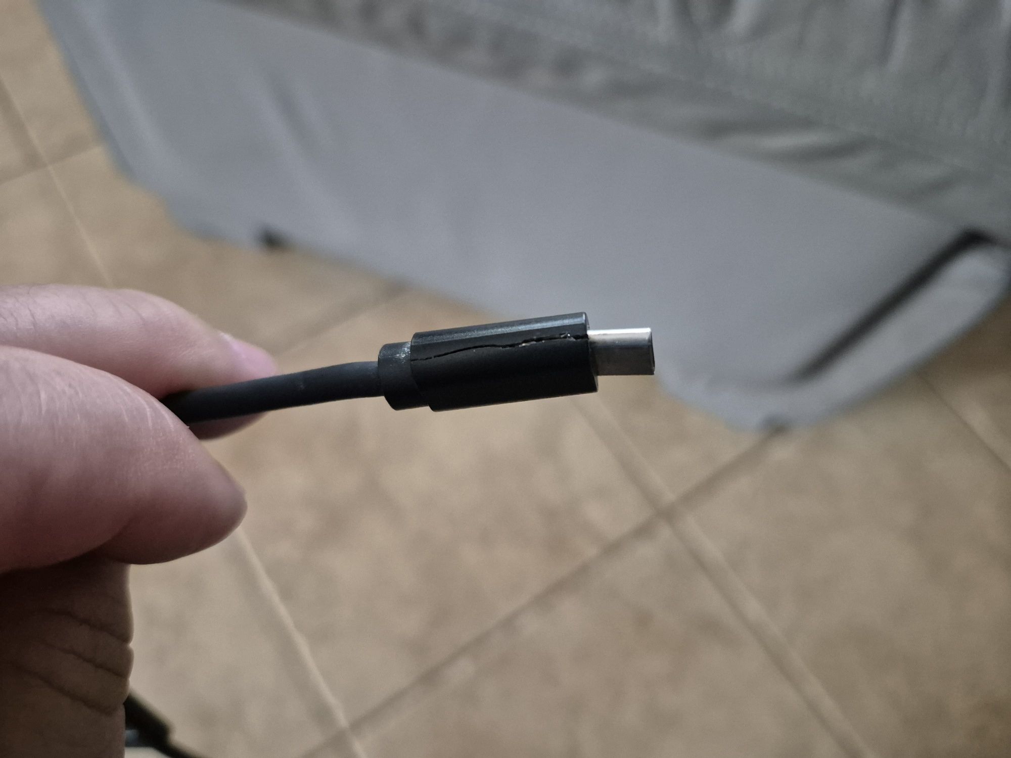 Stacja dokująca Dell d6000 usb-c wada