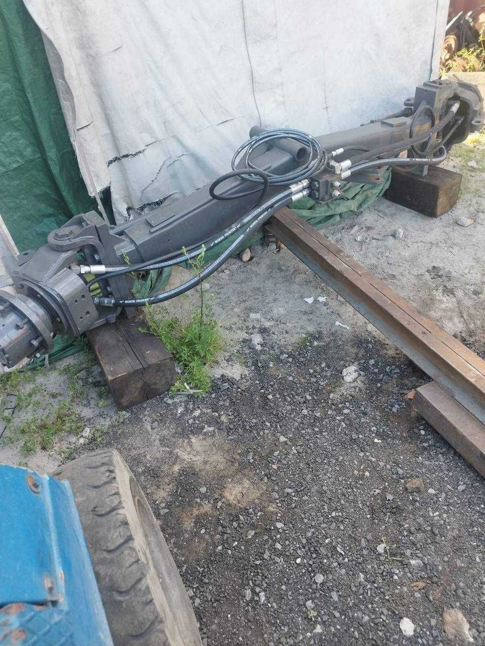 Oś tylna z napędem CLAAS Dominator MEGA 4x4 medion tukano  + 2 felgi