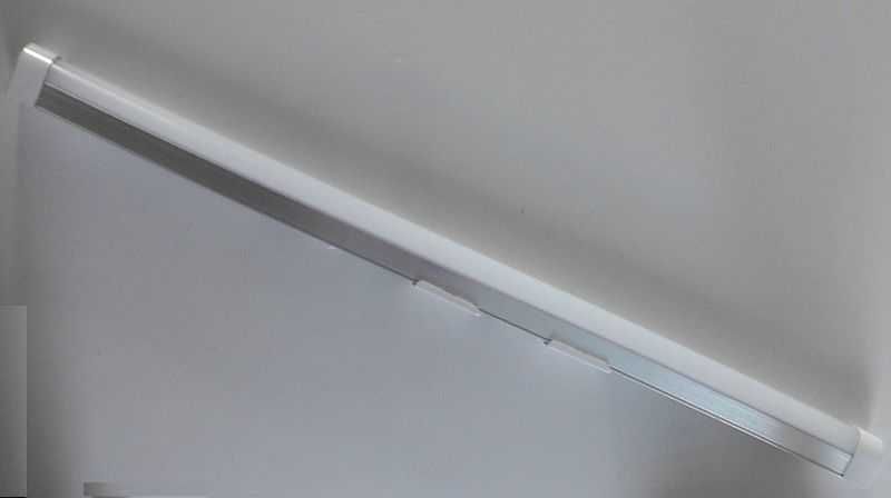 Lampa lampka 45 LED podszafkowa 10,5W 1000 lumenów 4000K