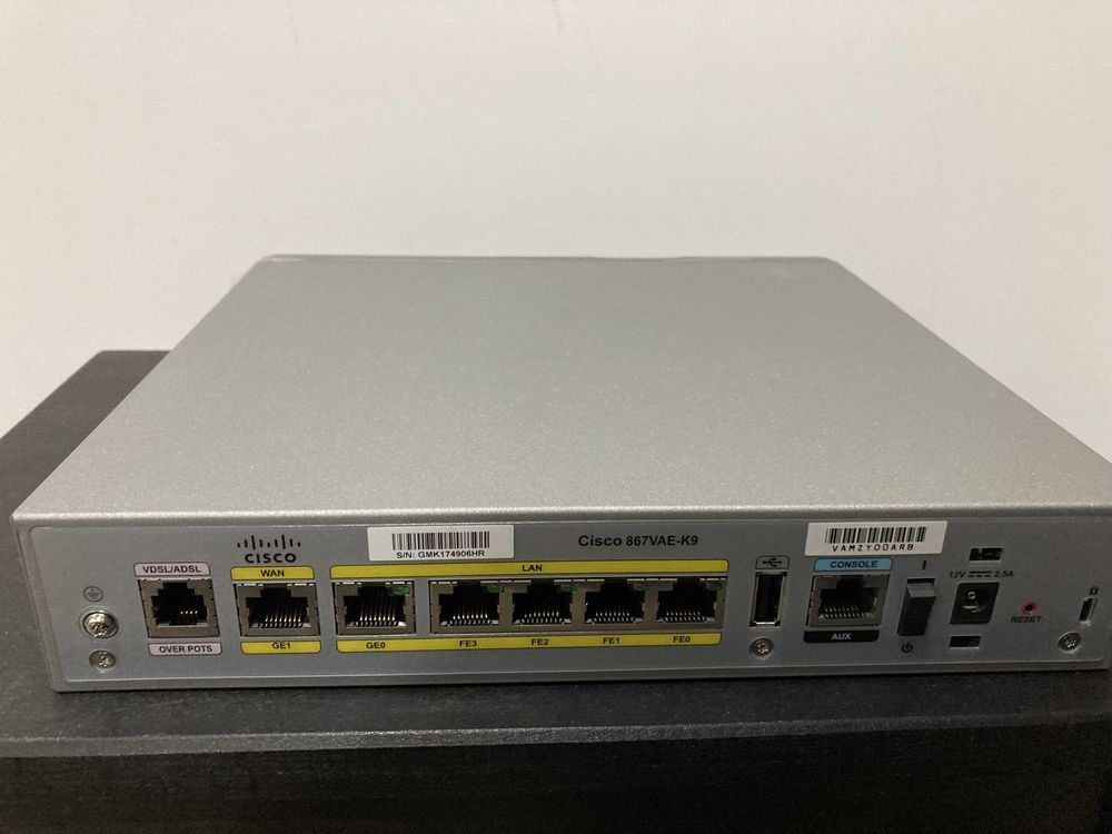 Router Cisco 867VAE-K9