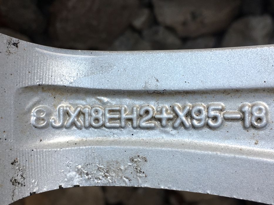 alufelgi 18-5x120 et45 z oponami  zimowymiBMW VW Transporter T5  Rover
