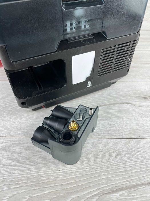 Koмпpecop aкумулятopний Einhell TE-AC З6/6/8 Li OF Set