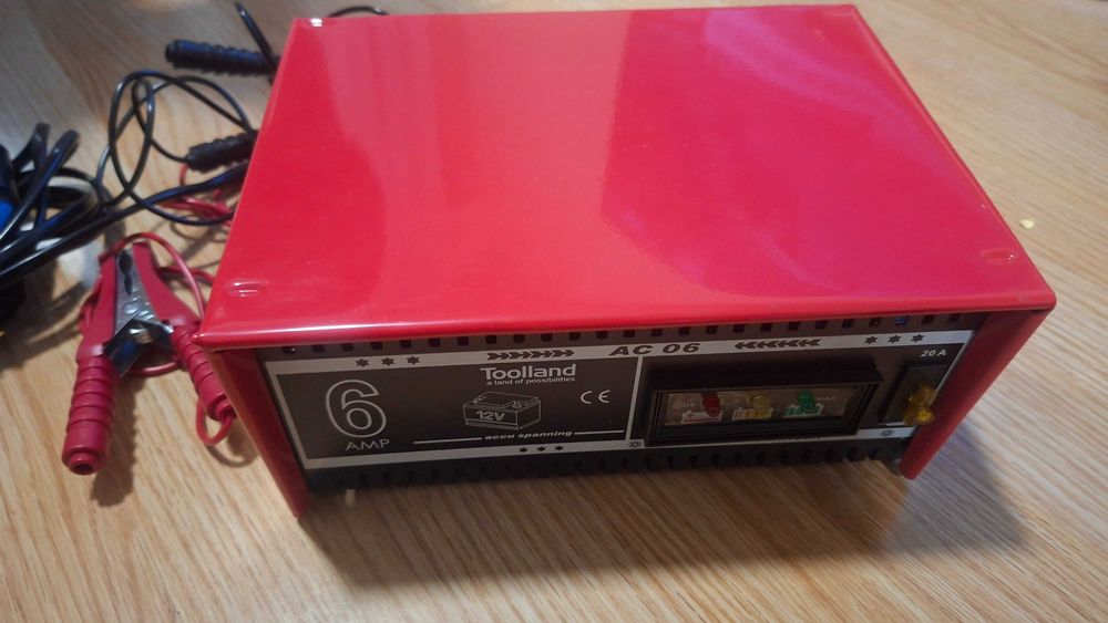 Carregador baterias 12V 6A