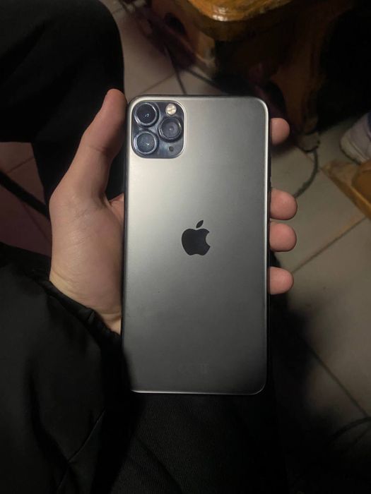 Айфон 11 pro maks