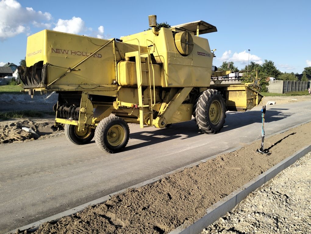 Sprzedam kombajn new Holland 1530