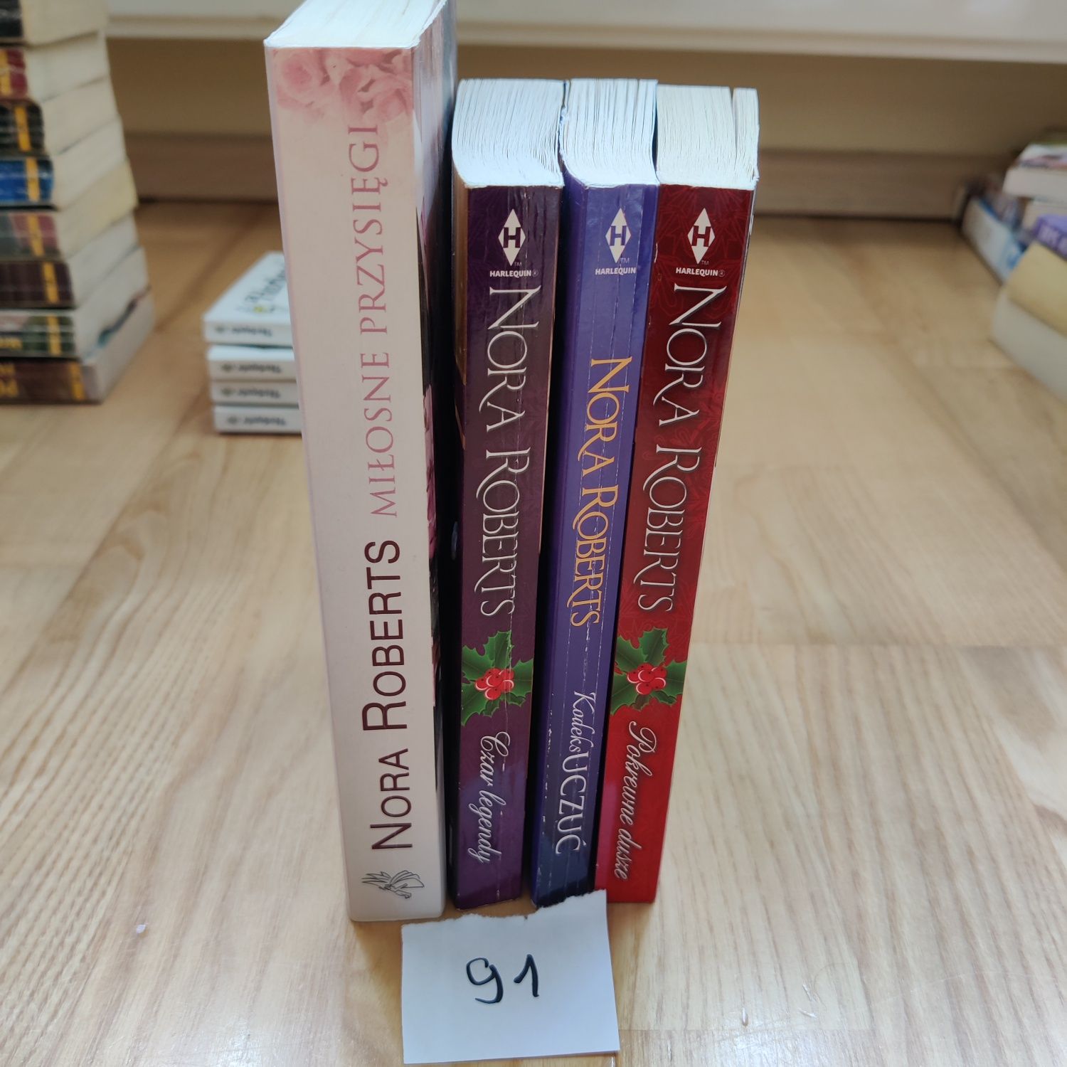 4 powieści Nora Roberts