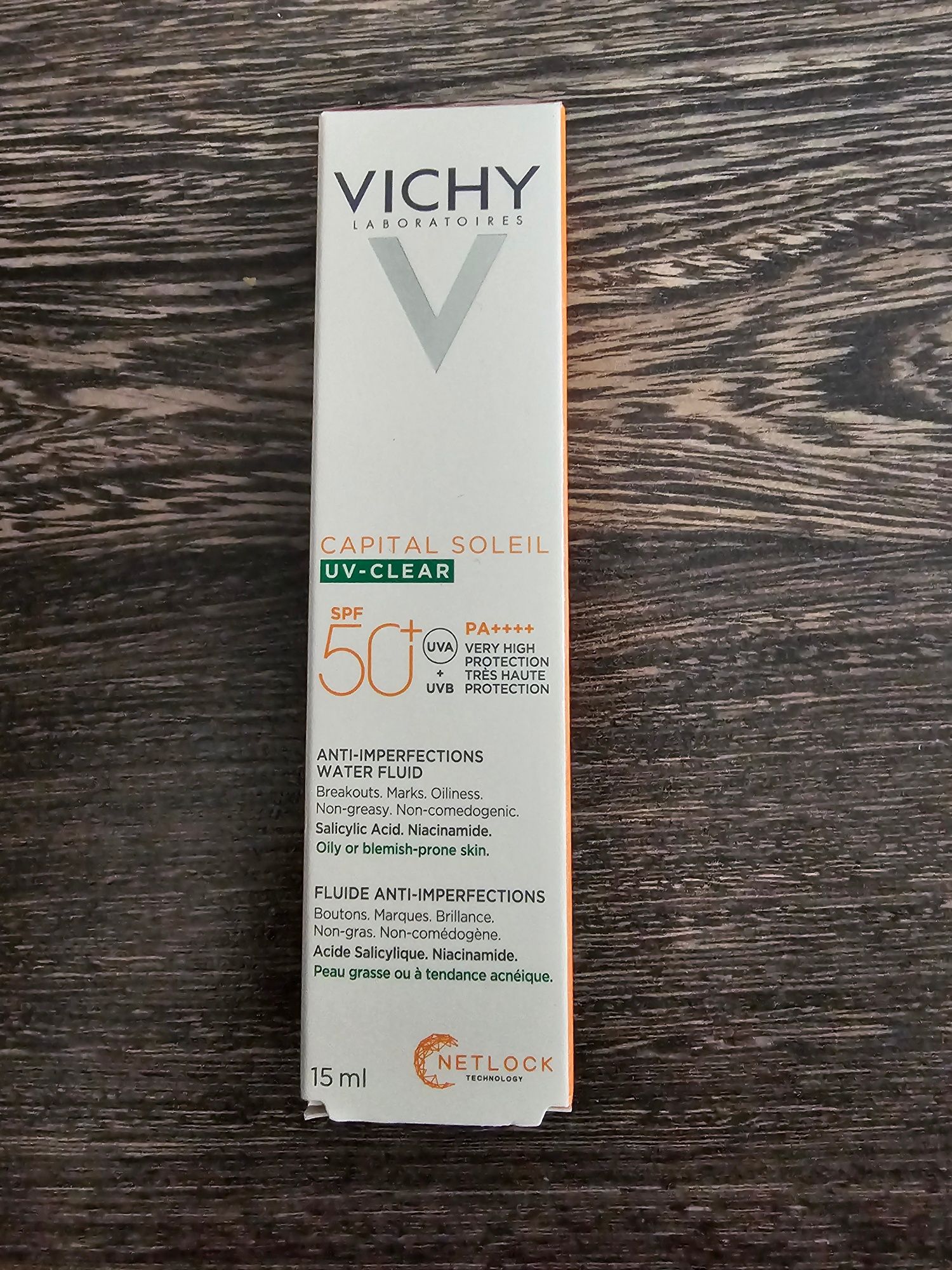 Vichy Capital Soleil UV-CLEAR fluid przeciw niedoskonałościom SPF50