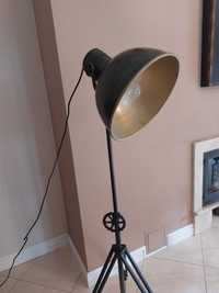 Lampa w stylu loft