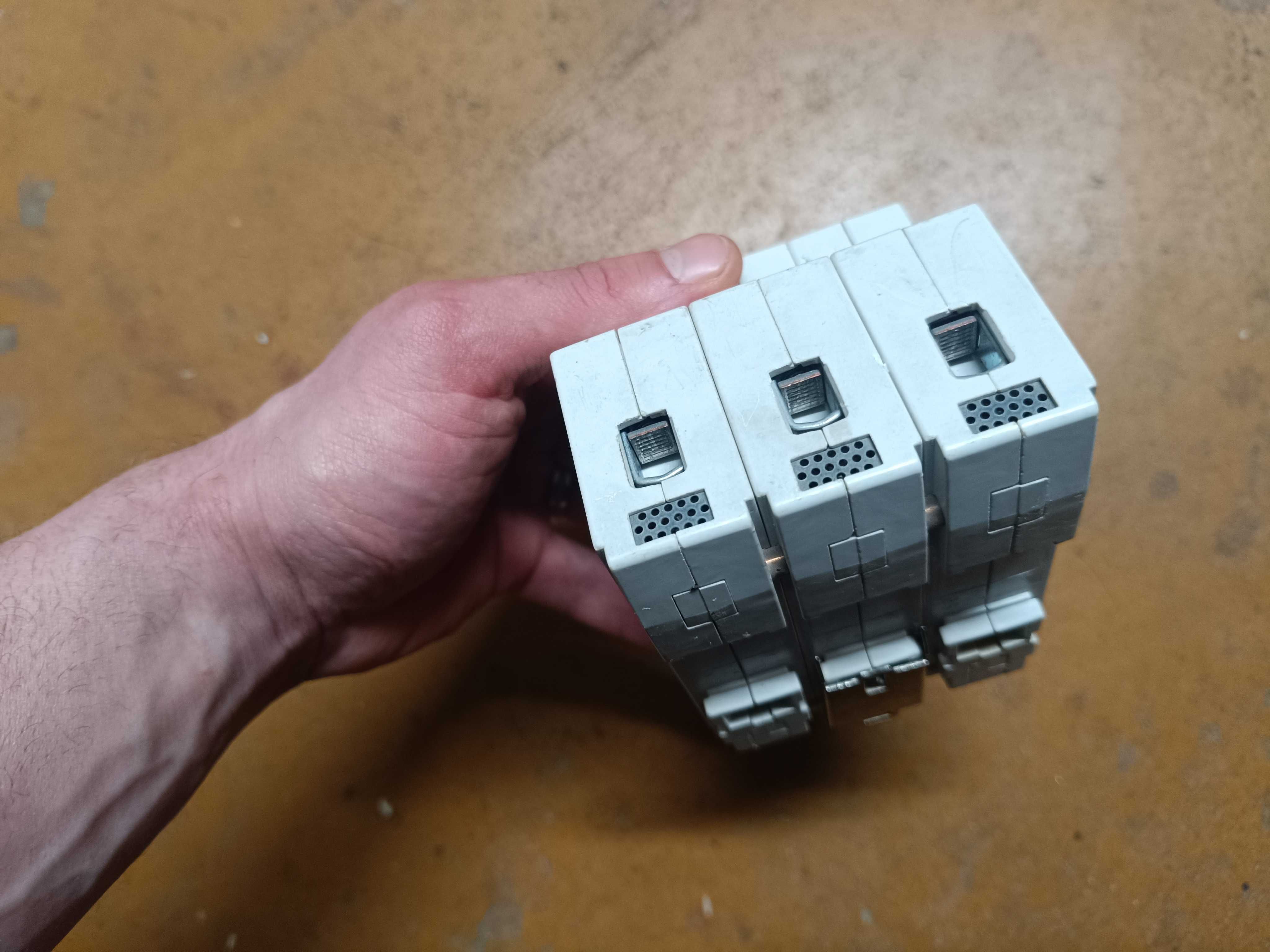 Sprzedam Wyłącznik selektywny AEG Elfa S 91.3 F3