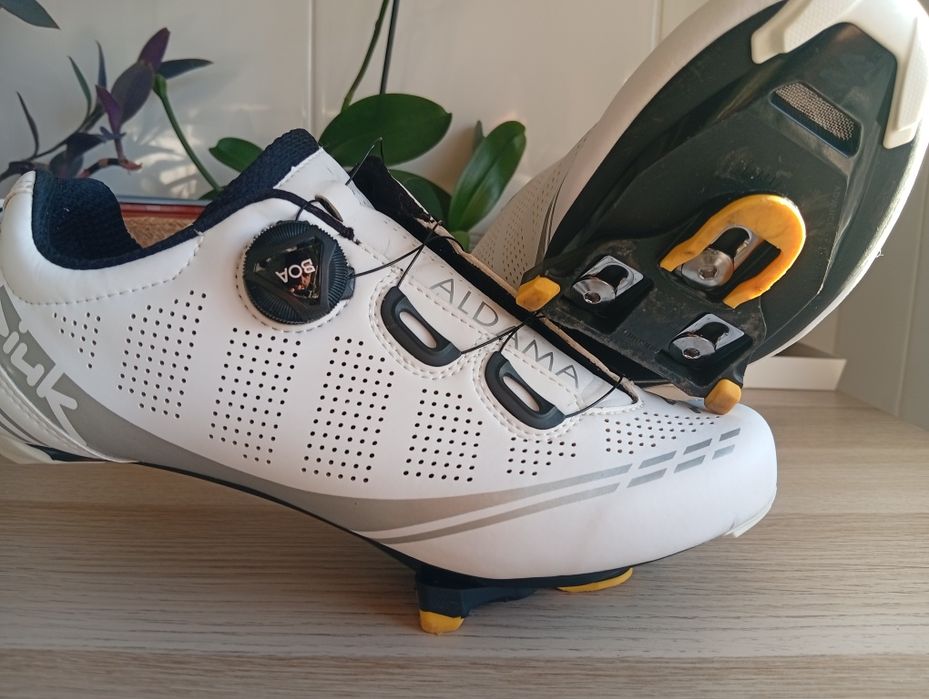 Sapatos de estrada spiuk