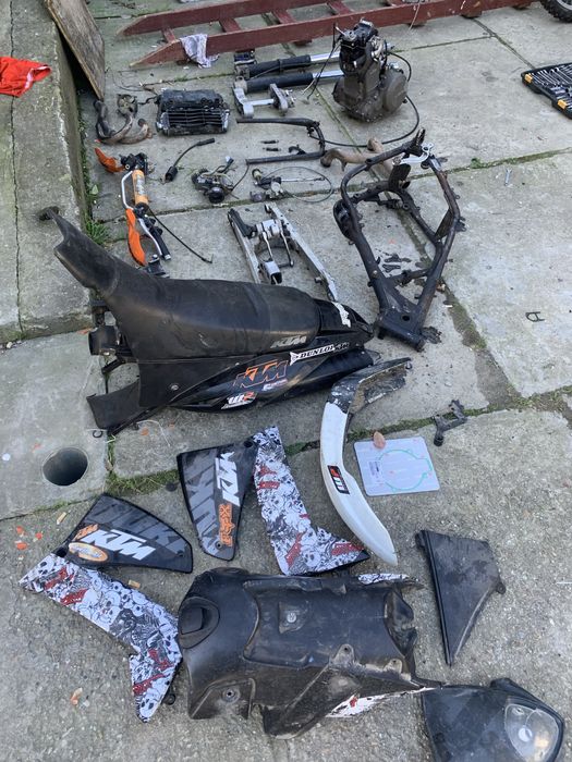 Ktm lc4 640 czesci silnik plastiki lagi amortyzator bak siedzenie