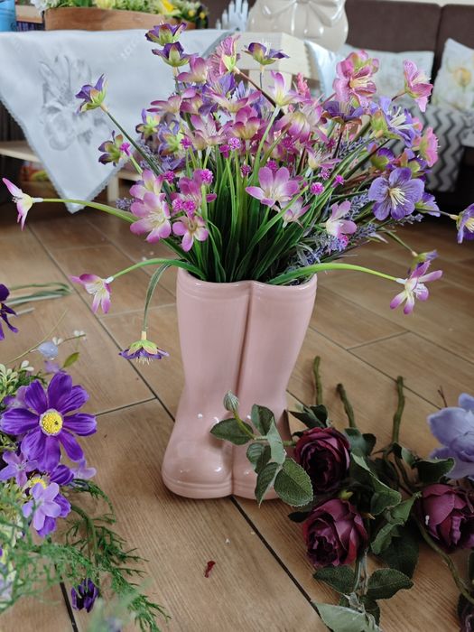 Kalosze magnolie róże polne kwiaty