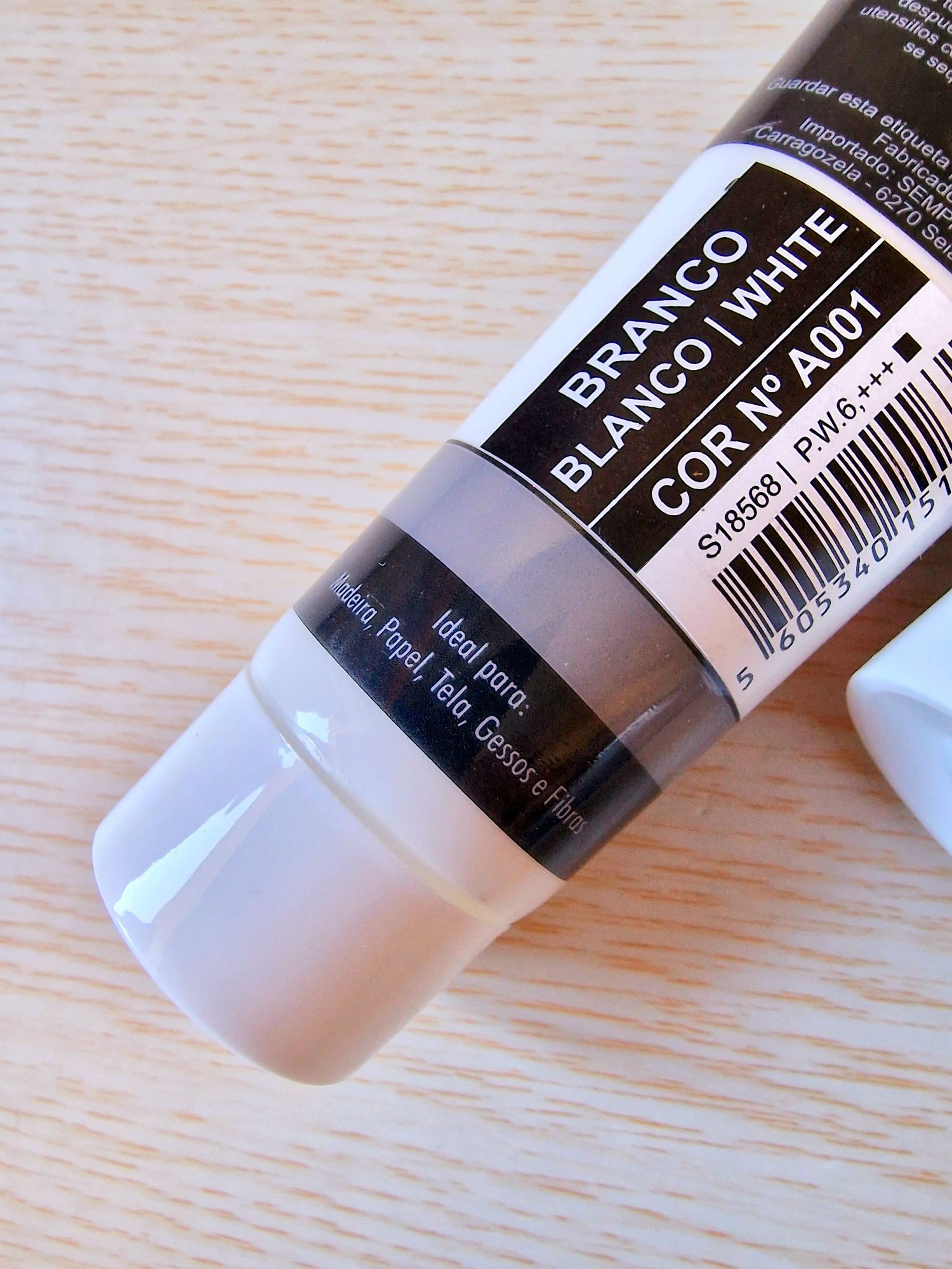 Tintas Acrílicas Preto e Branco Tubo 45ml