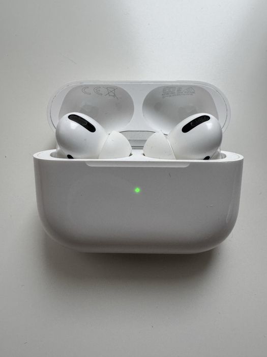 AirPods Pro MWP22/ru (моделі A2083 A2084 A2190) - з коробкою