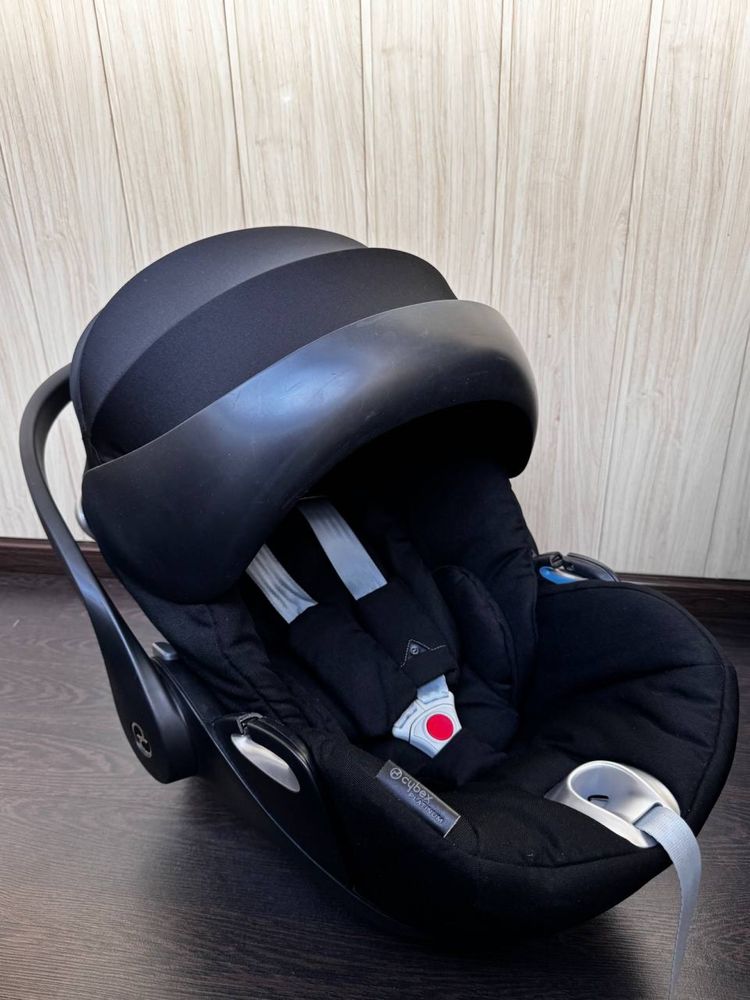 Коляска Cybex Priam Platinum 3 в 1 в кольорі blue