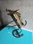 Vendo estatua dragao feita em ferro
