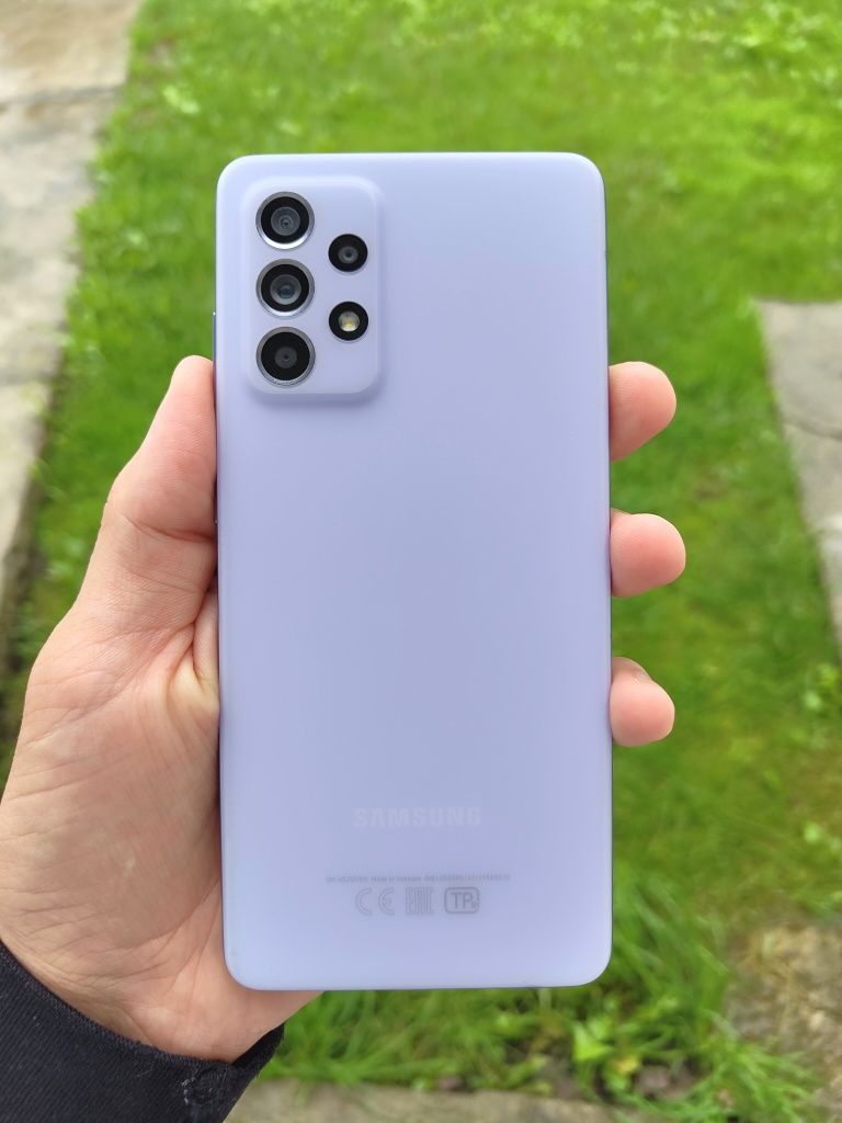 Samsung A52 128 фіолетовий з маленьким нюансом