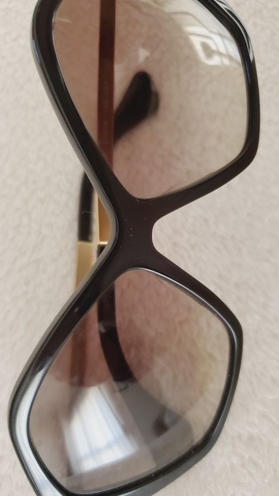 Miu Miu Sunglasses ( usados/ estimado