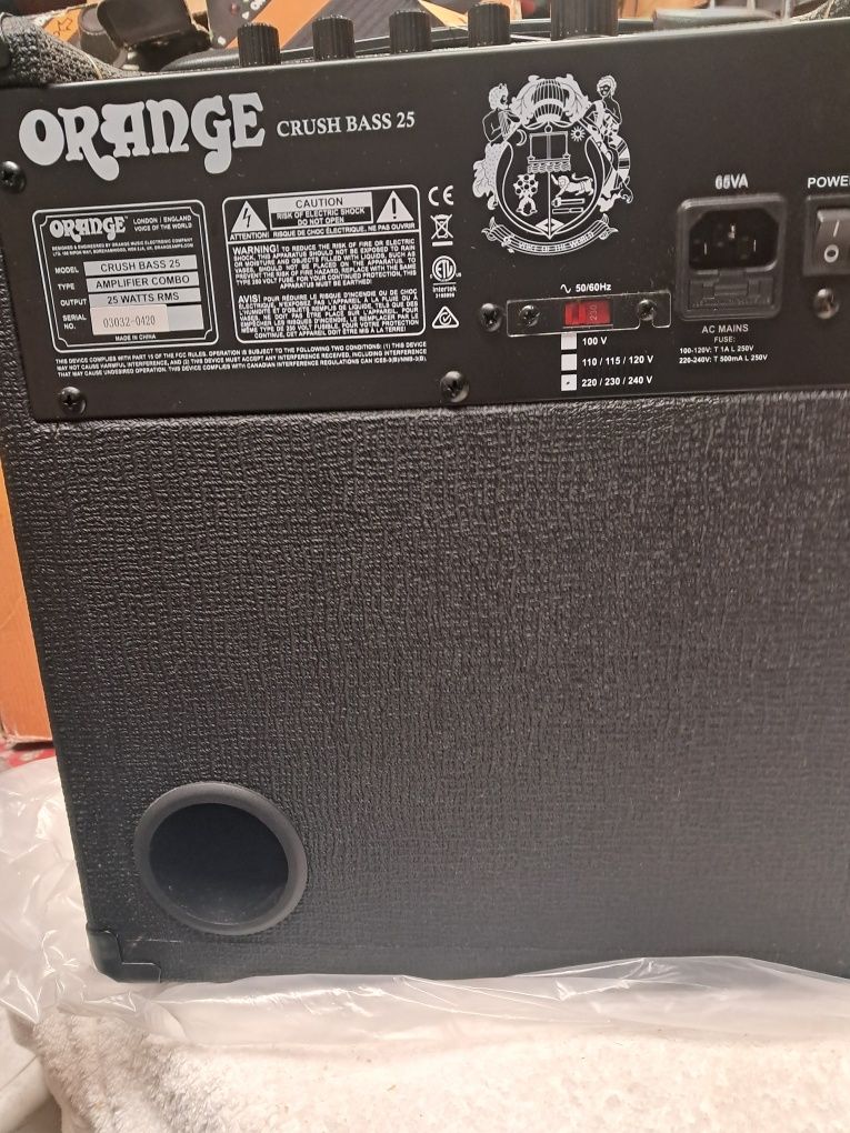 Amplificador De baixo orange crush bass 25