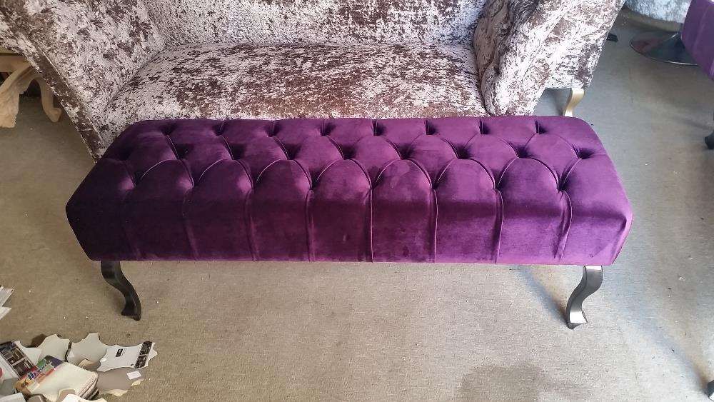 Banqueta capitonê pele, 120x45cm altura45cm