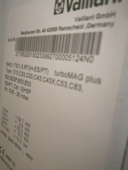 Esq. Vaillant 17litros.