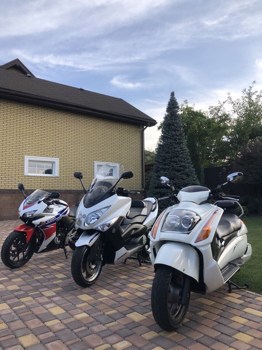 Свіжак з Японії! СBR 400R!