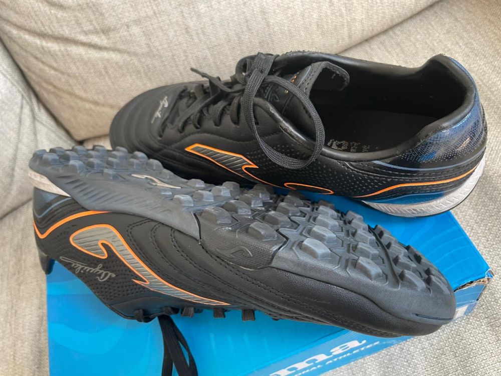 Turfy Joma black