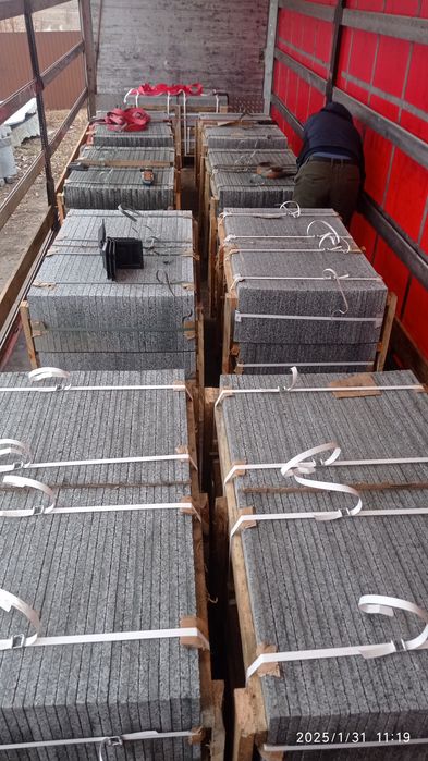 Гранітна плитка Покостівка 600*300*20, плитка граніт від виробника