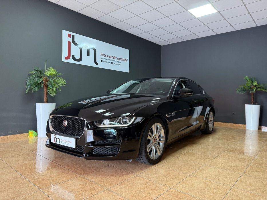 Jaguar XE 2.0 D Portfolio Aut.