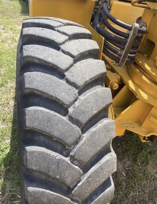 Фронтальный погрузчик UN 053  продам