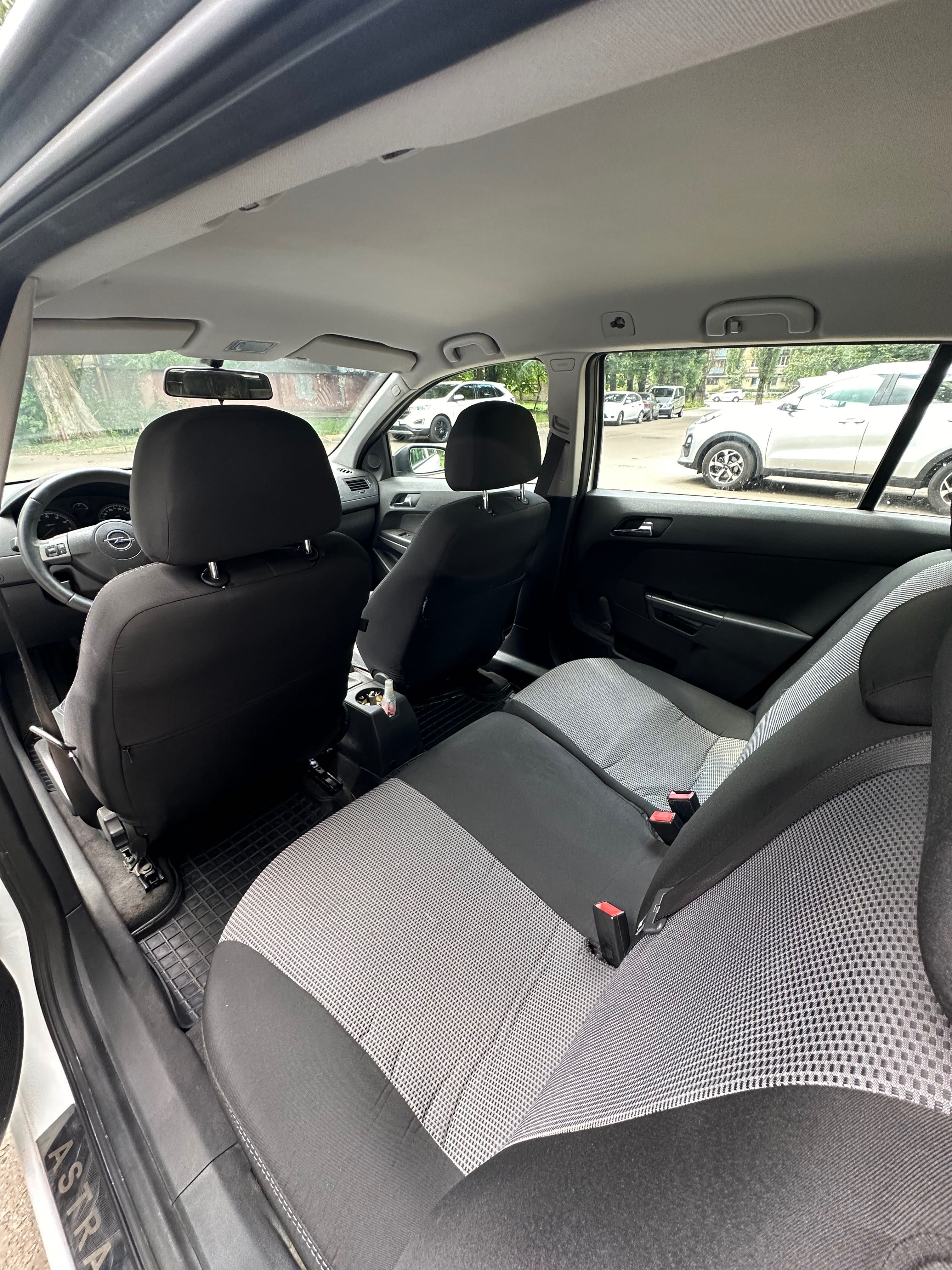 Opel Astra H 1.6 Газ/Бензин 2009